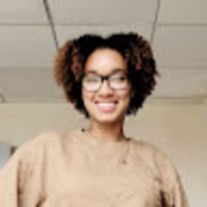 Meet your Posher, Luz mariel